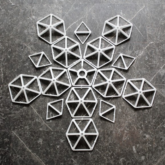 3DPAA Geodesic Sphere Shaped Lamp | Home Decor | Gift Idea | Geometric - Picture 6 of 9